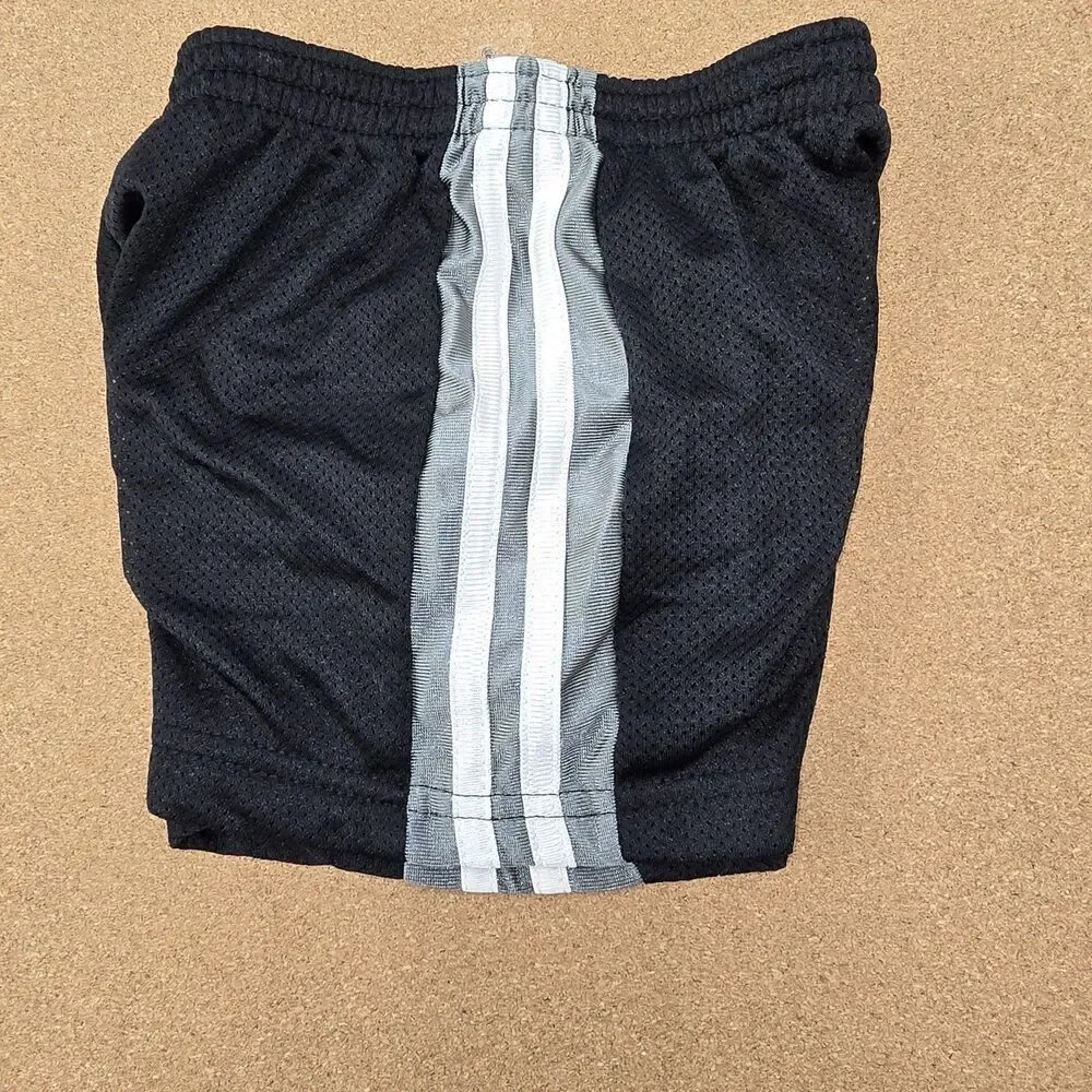 Infant Boy Bottoms 12-18Monthes 2 Jeans & 2 Shorts (C13,14,19)